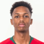 Sidnei Tavares portrait
